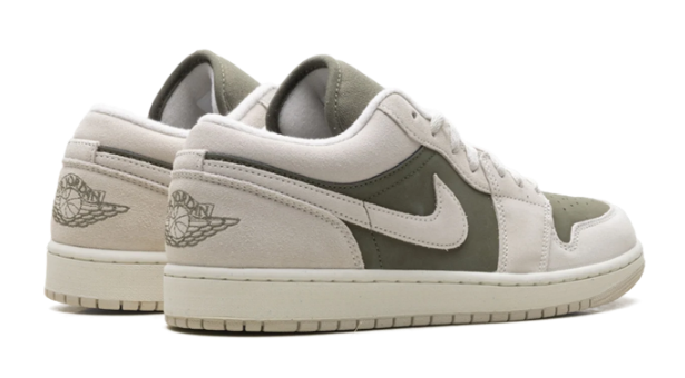 Air Jordan 1 Low SE 'Medium Olive' Sail (HV4089-201)