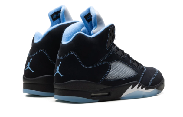 Air Jordan 5 Low 'Black University Blue' (2026) DD0587-008 – Black / University Blue