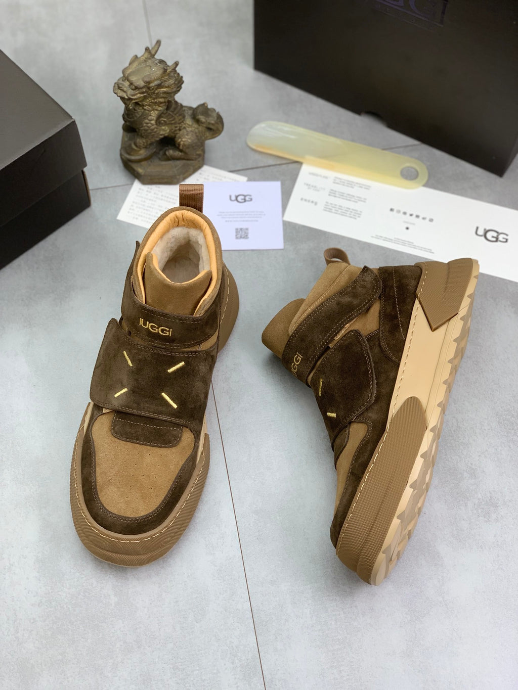 UGG Mid-Top Sneaker – Chocolate Brown & Camel Suede | Gold Hardware & Shearling Lining | Sizes 39–44