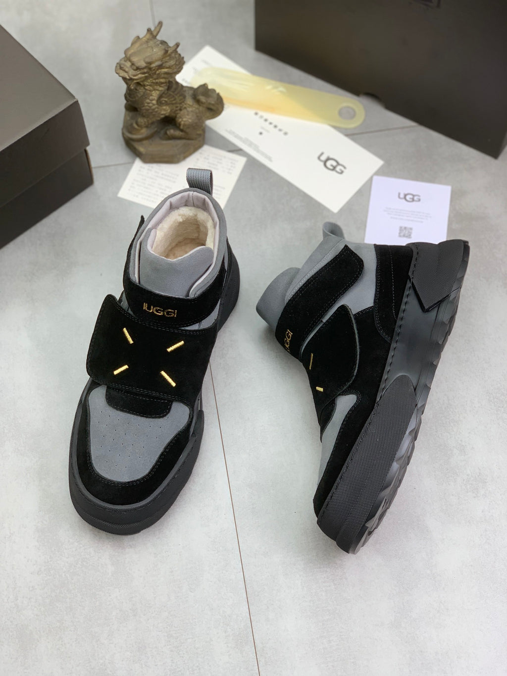 UGG Mid-Top Sneaker – Grey & Black Suede | Gold Dash Detail & Shearling Lining | Sizes 39–44
