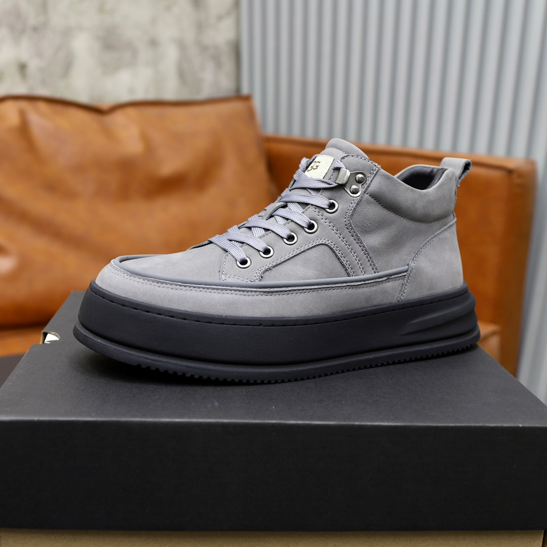 UGG High-Top Sneaker – Glacier Grey | Shearling Collar & Black Sole